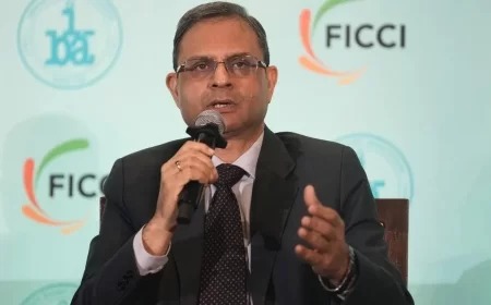 RBI Ready to Support Sectors Impacted by US Tariffs, Says Governor Malhotra